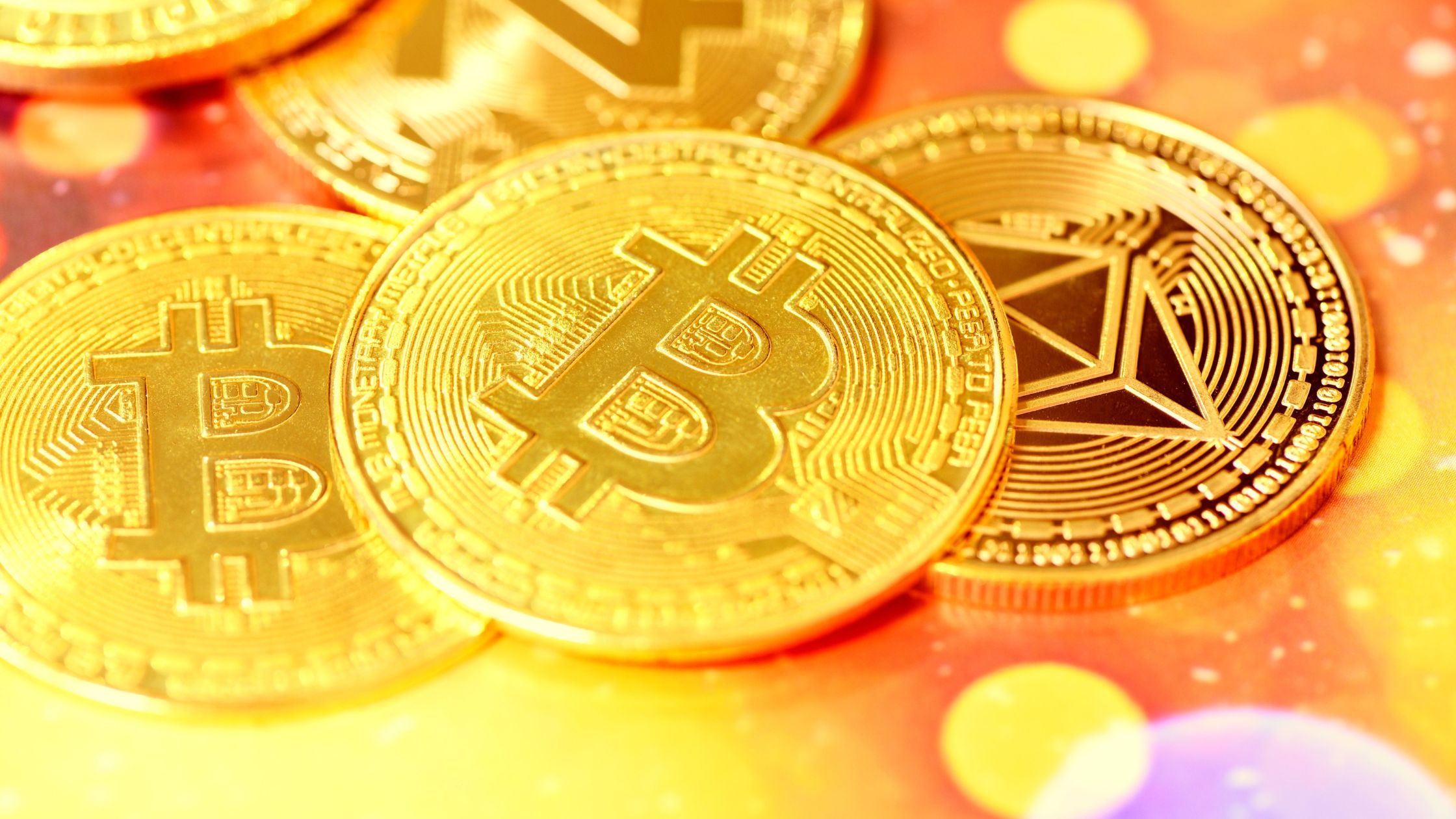 Bitcoin vs Solana: Which Crypto Is the Better Buy Right Now?